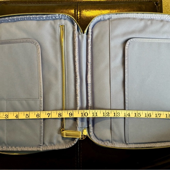 Lily Pulitzer Blue Patterned Women's laptop/iPad organizer - Picture 5 of 9